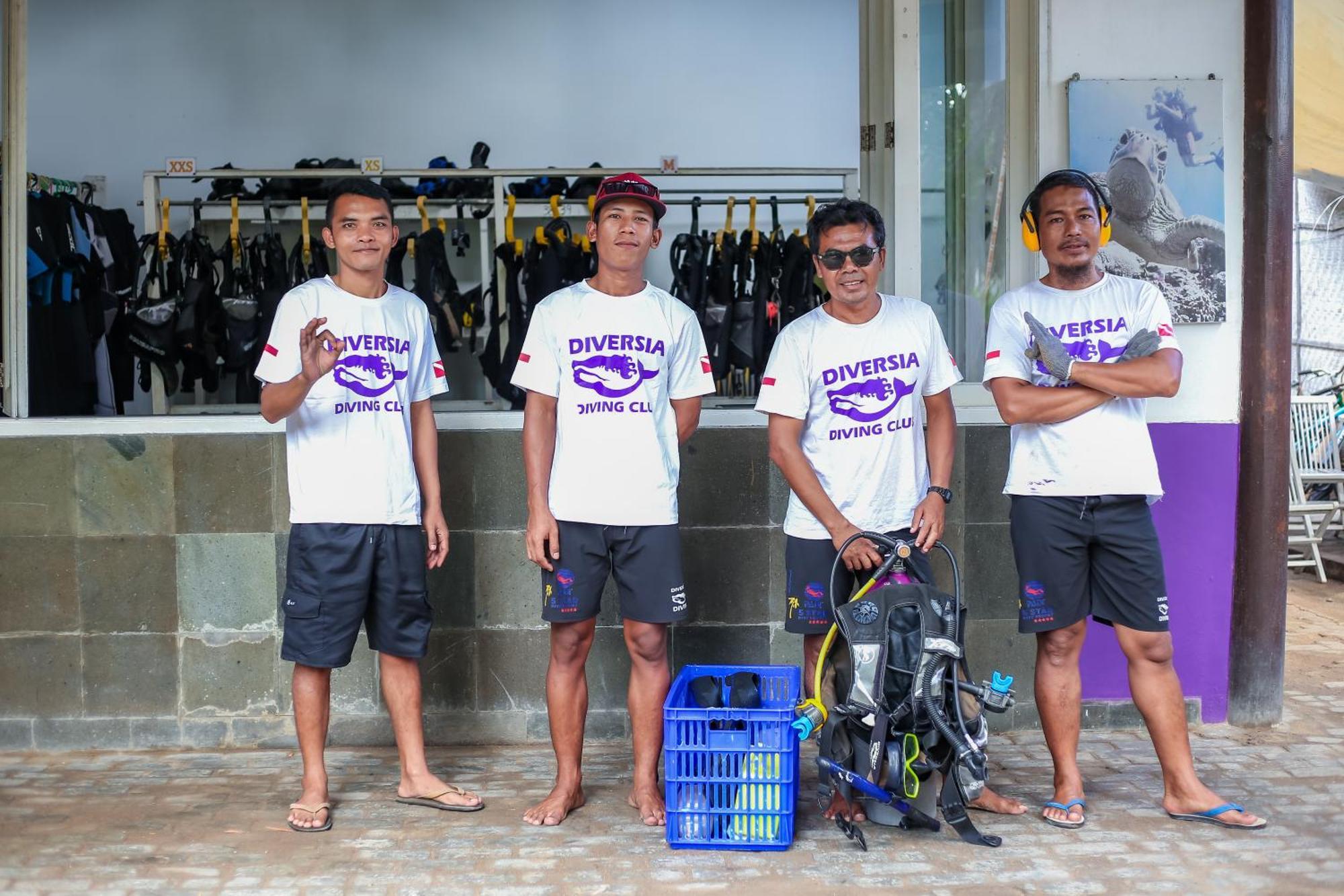 Diversia Diving Club & Bungalows Gili Trawangan Exterior photo